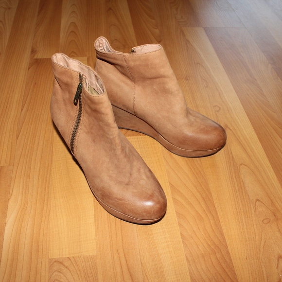 Aldo Sz 8 Brown Leather Platform Boots Round Toe - Picture 5 of 8